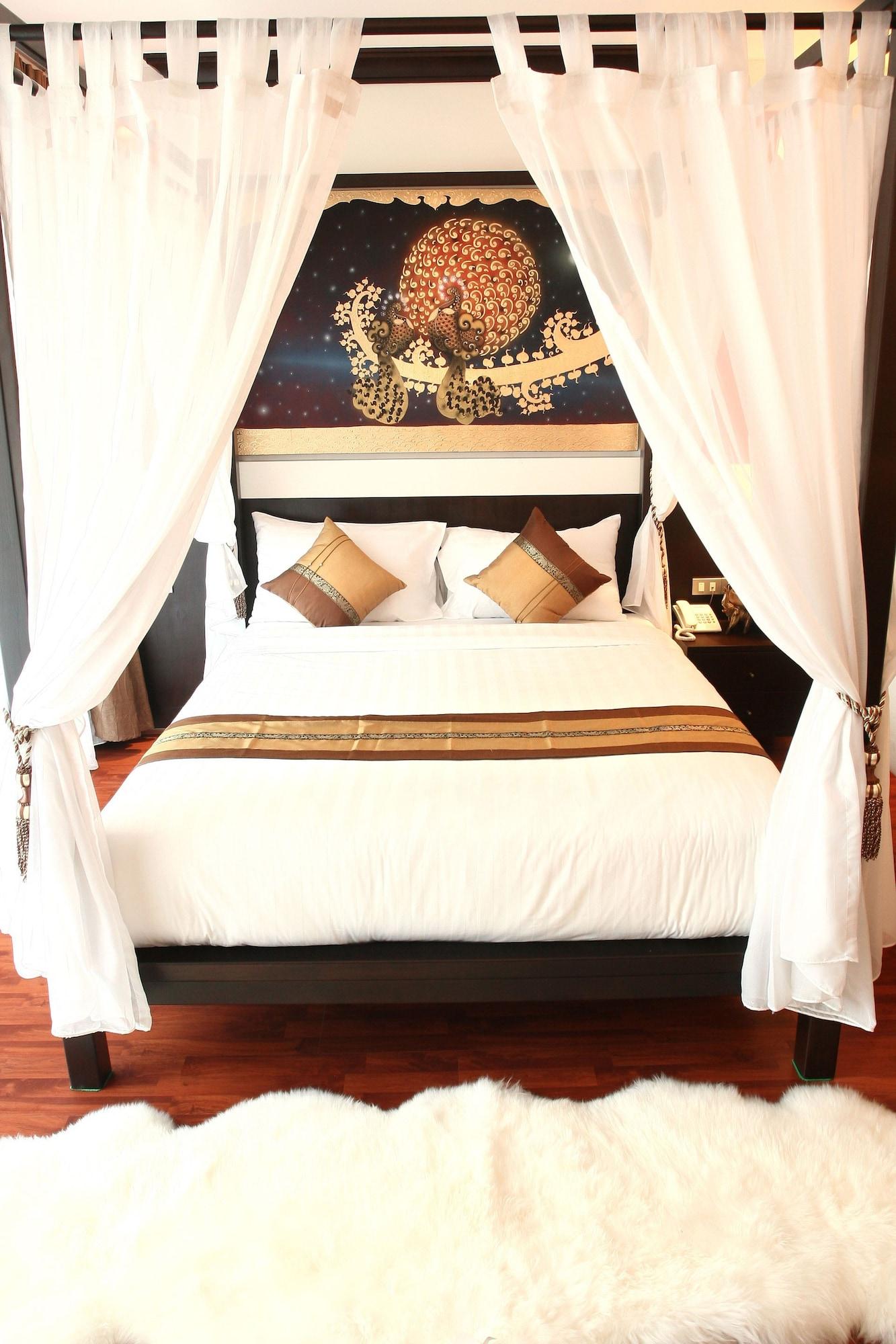 Mirth Sathorn Hotel Bangkok Esterno foto